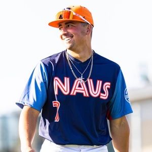 Meet your Posher, Max